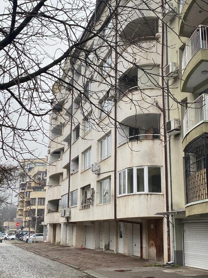 Spacious Apartment Next To South Park Просторен Апартамент До Южен Парк Top Location Sofya Dış mekan fotoğraf