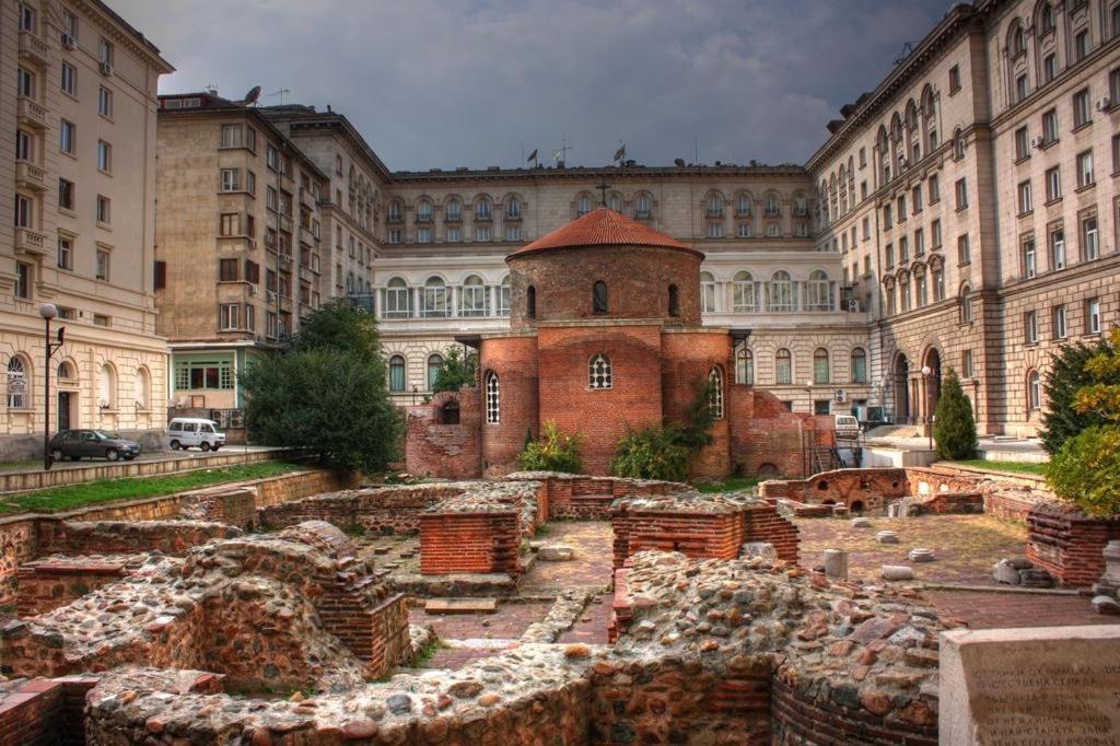 Spacious Apartment Next To South Park Просторен Апартамент До Южен Парк Top Location Sofya Dış mekan fotoğraf